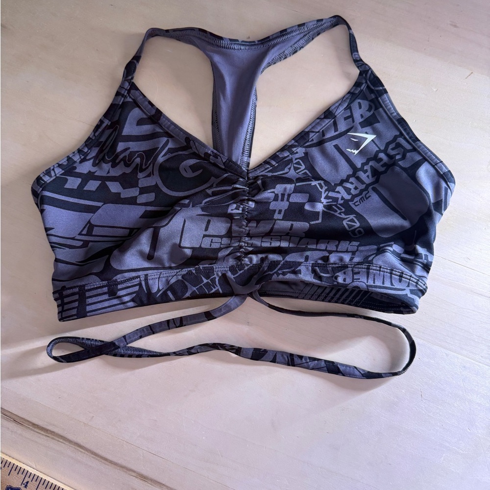 Gymshark - GS Power Strappy Sports Bra - Patterned Gray/Charcoal Medium Support